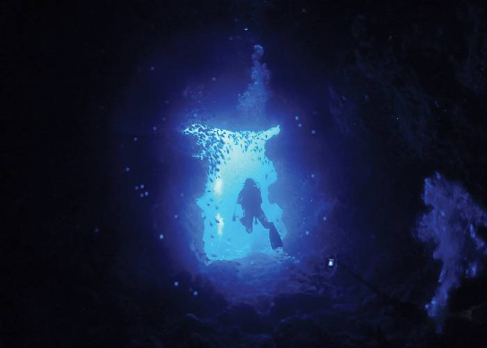 Manza Dream Hole (Onna Village)